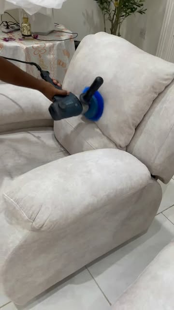 صورة من الأعمال نشرها شركه تنظيف الكنب والسجاد في قطر / Qatar Cleaning (sofa & carpet)