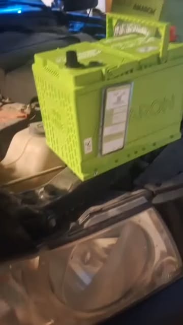 صورة من الأعمال نشرها بنشر وبطارية متنقل